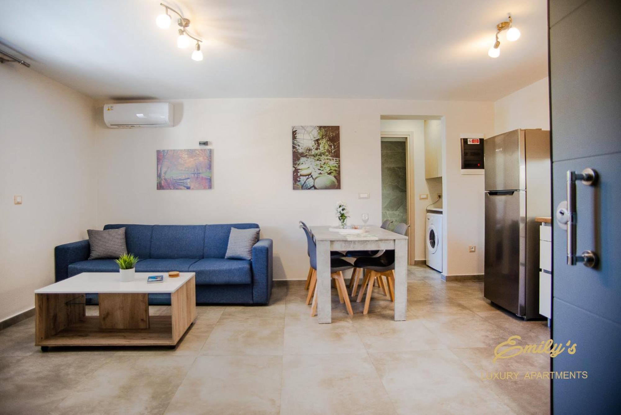Casa vacanze Emily's Luxury Apartments/ Garden Argostoli (Kefalonia)