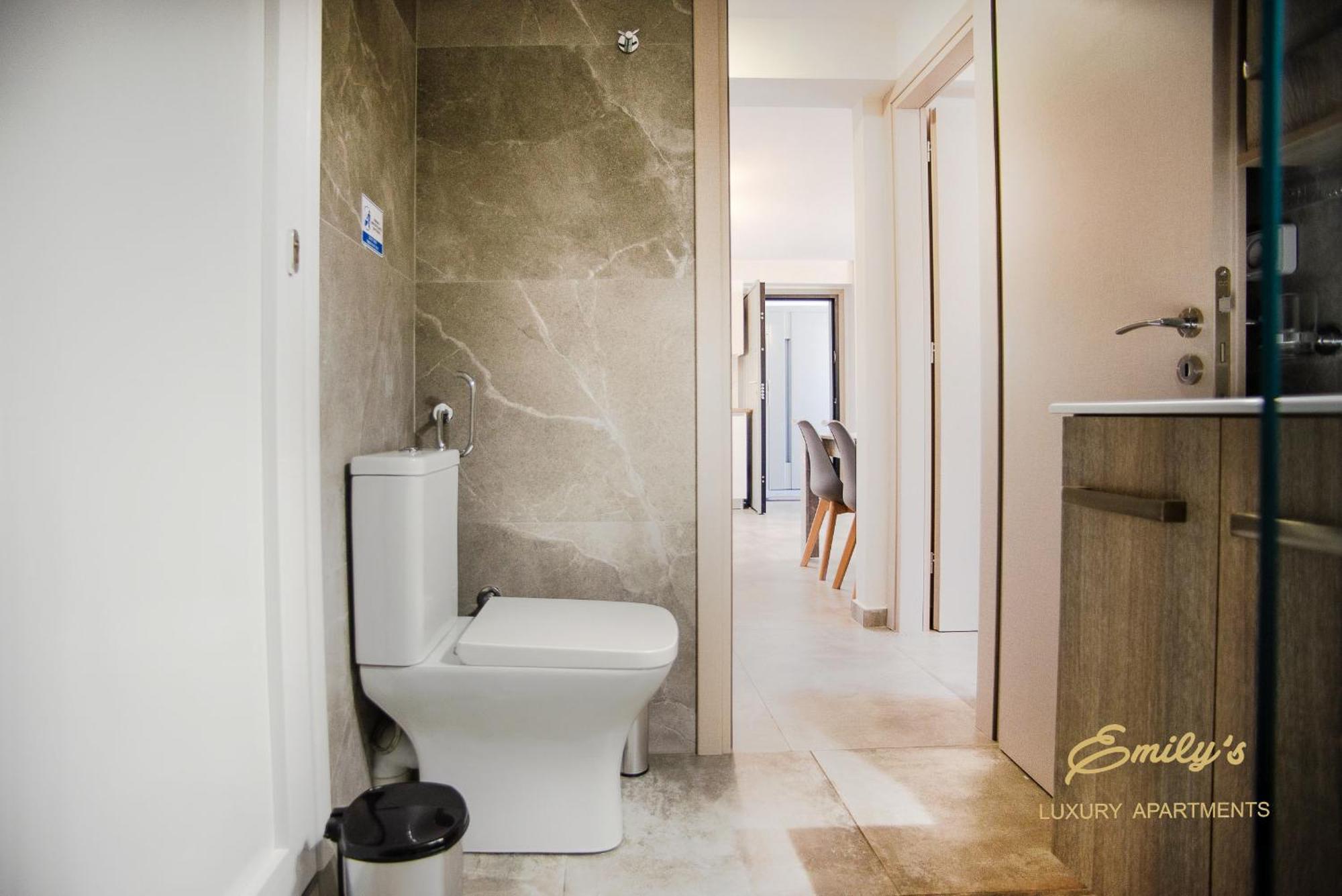 Emily's Luxury Apartments/ Garden Casa vacanze *